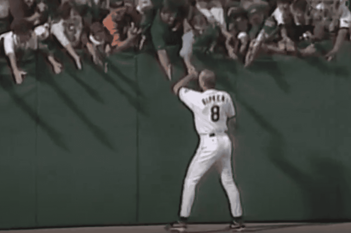 Image of Cal Ripken Jr. showcasing his legendary 2,632 consecutive games record.